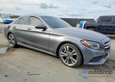 2018 Mercedes-Benz C 300 from USA, damaged, VIN 55SWF4JB2JU247103